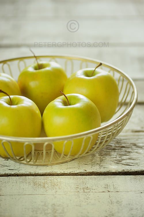 Golden Delicious Apples