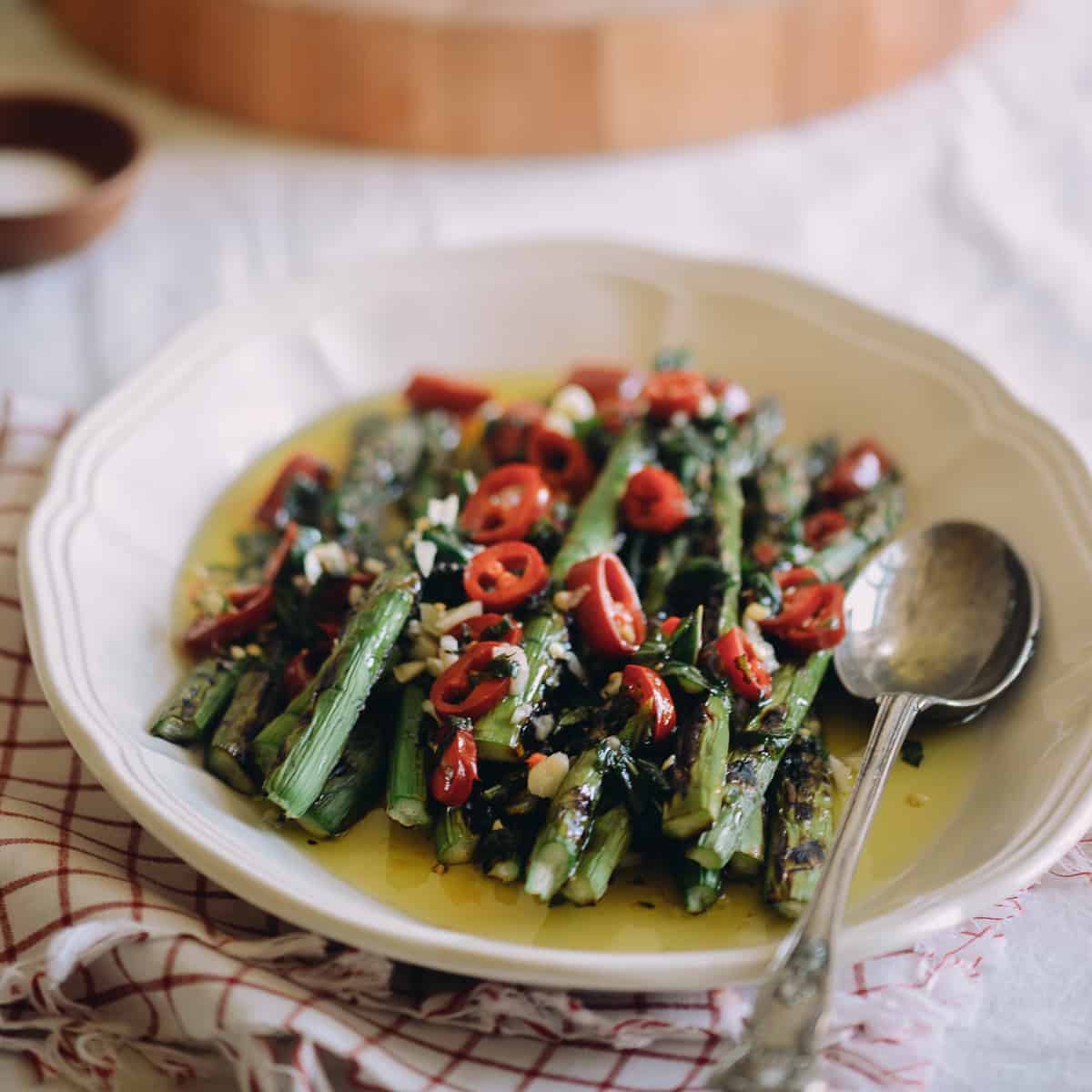 Chargrilled Asparagus with Mint, Chilli and Garlic Souvlaki For The Soul