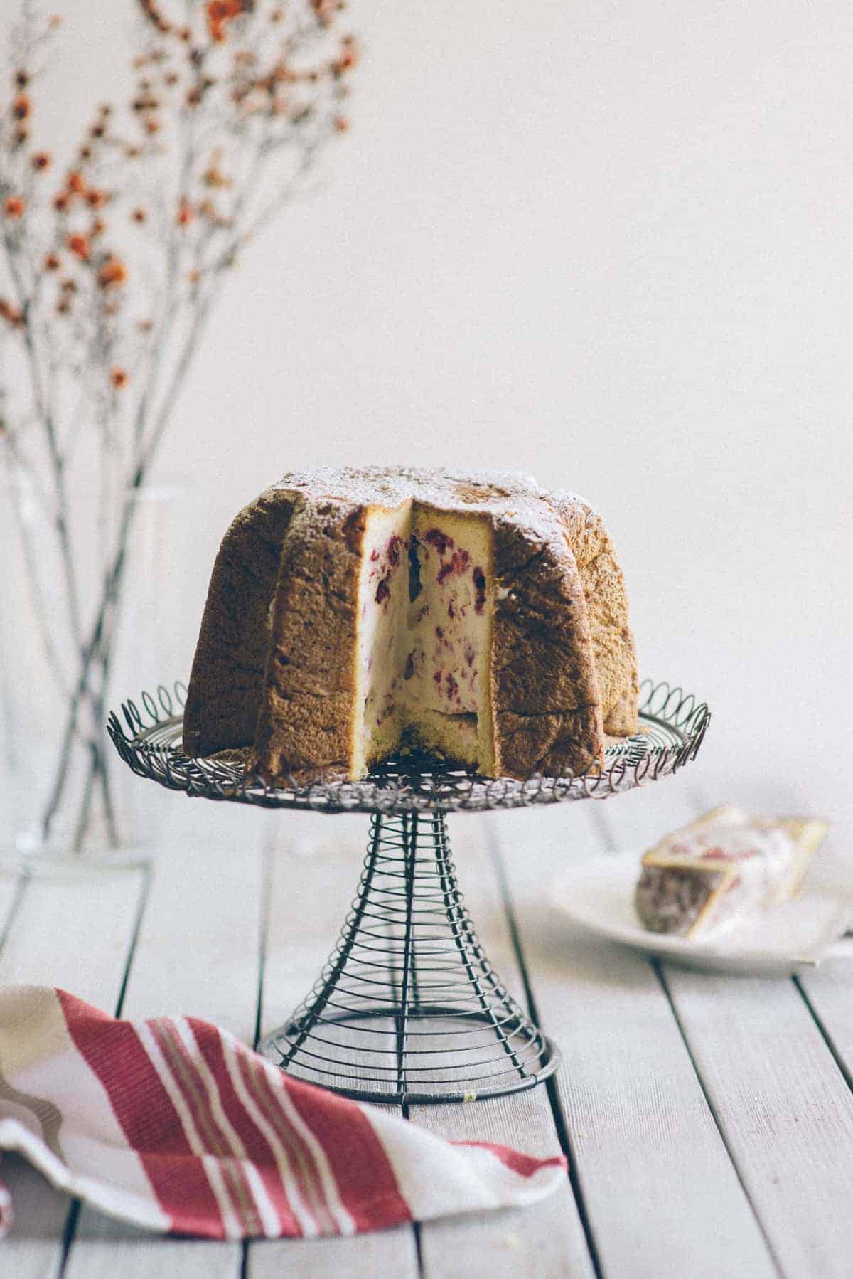 pandoro filled with ice cream