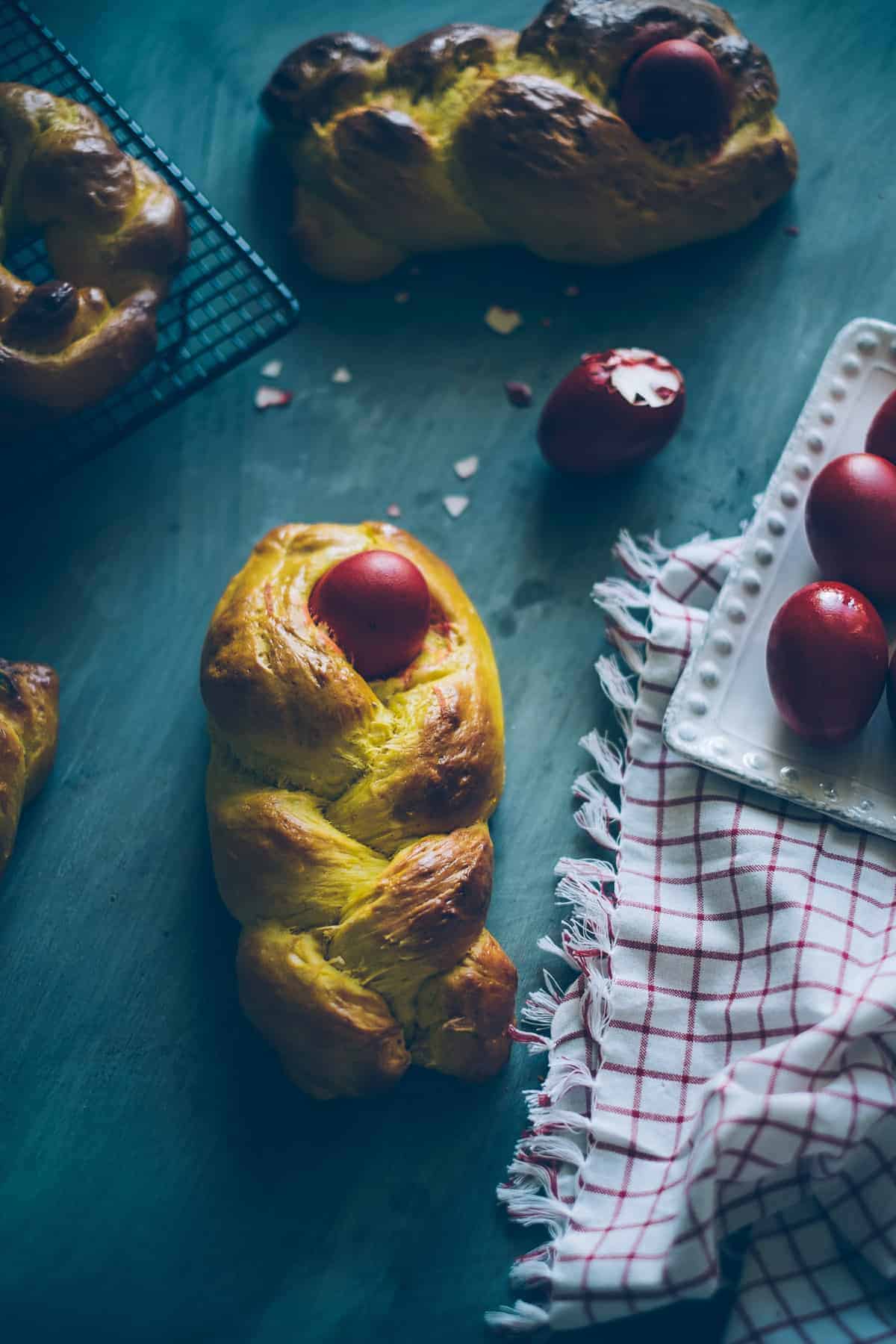 Greek Easter bread tsoureki