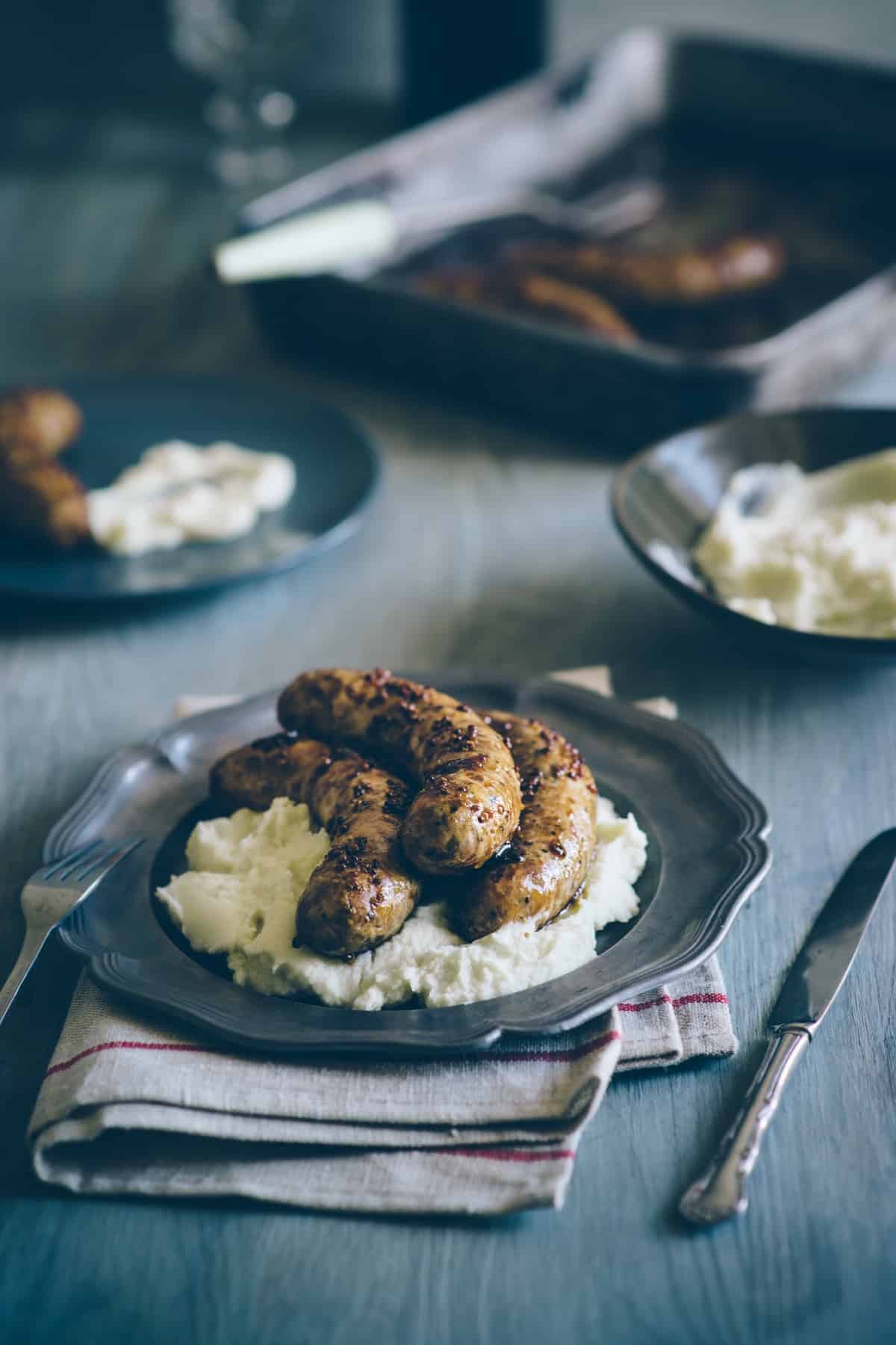 sausages with cauliflower mash