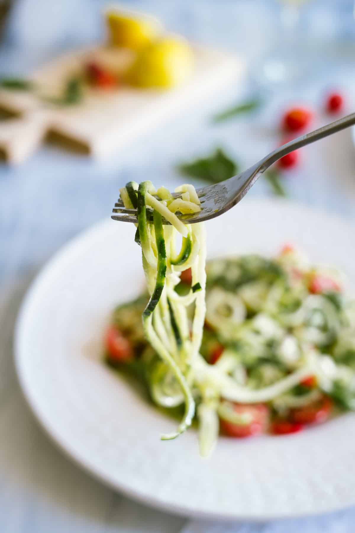 zucchini noodle salad