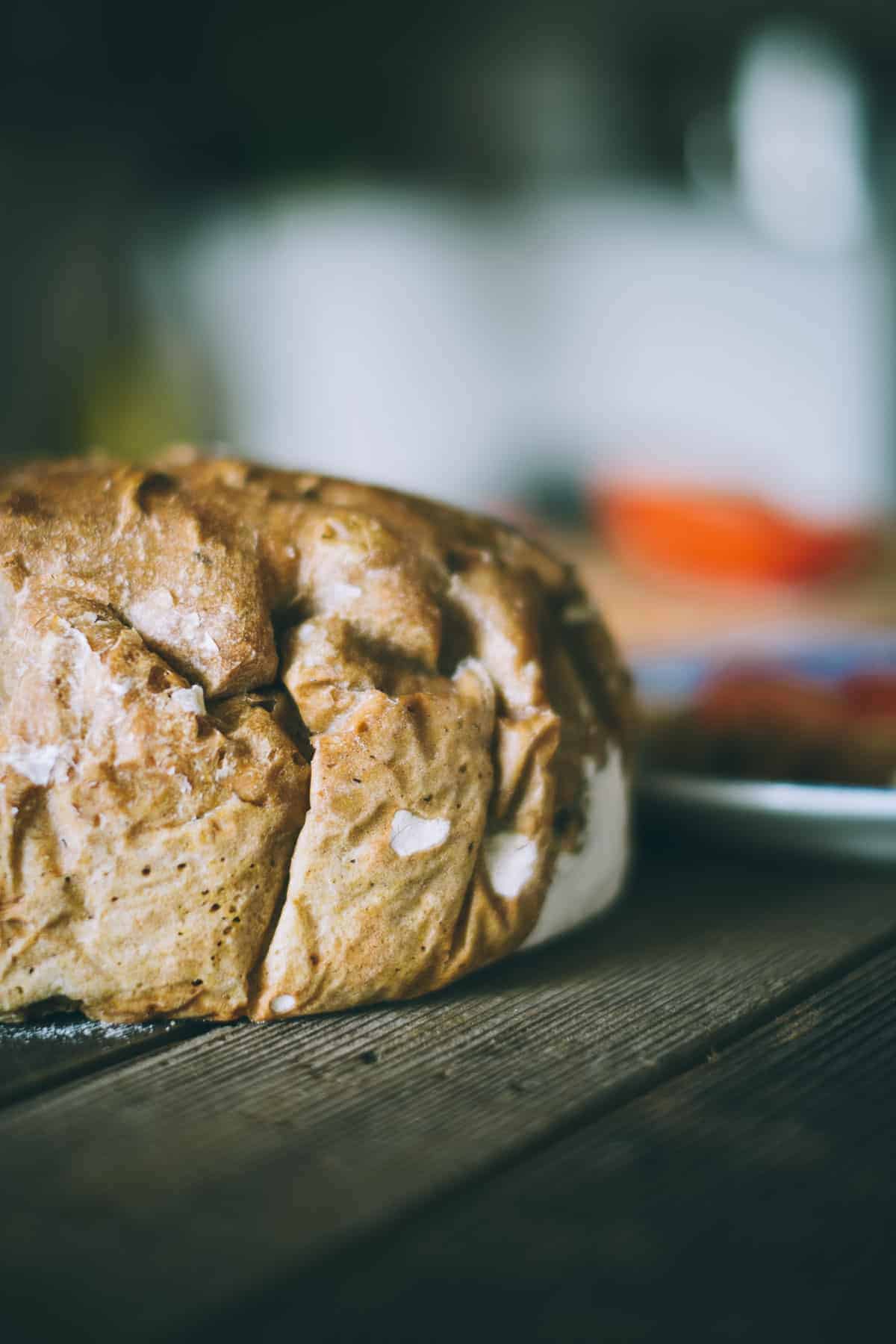 no knead Kalamata olive spelt bread