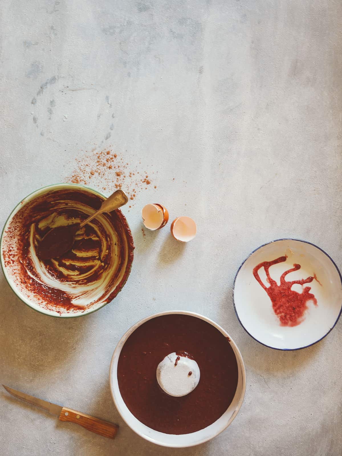 preparing a cake to be baked