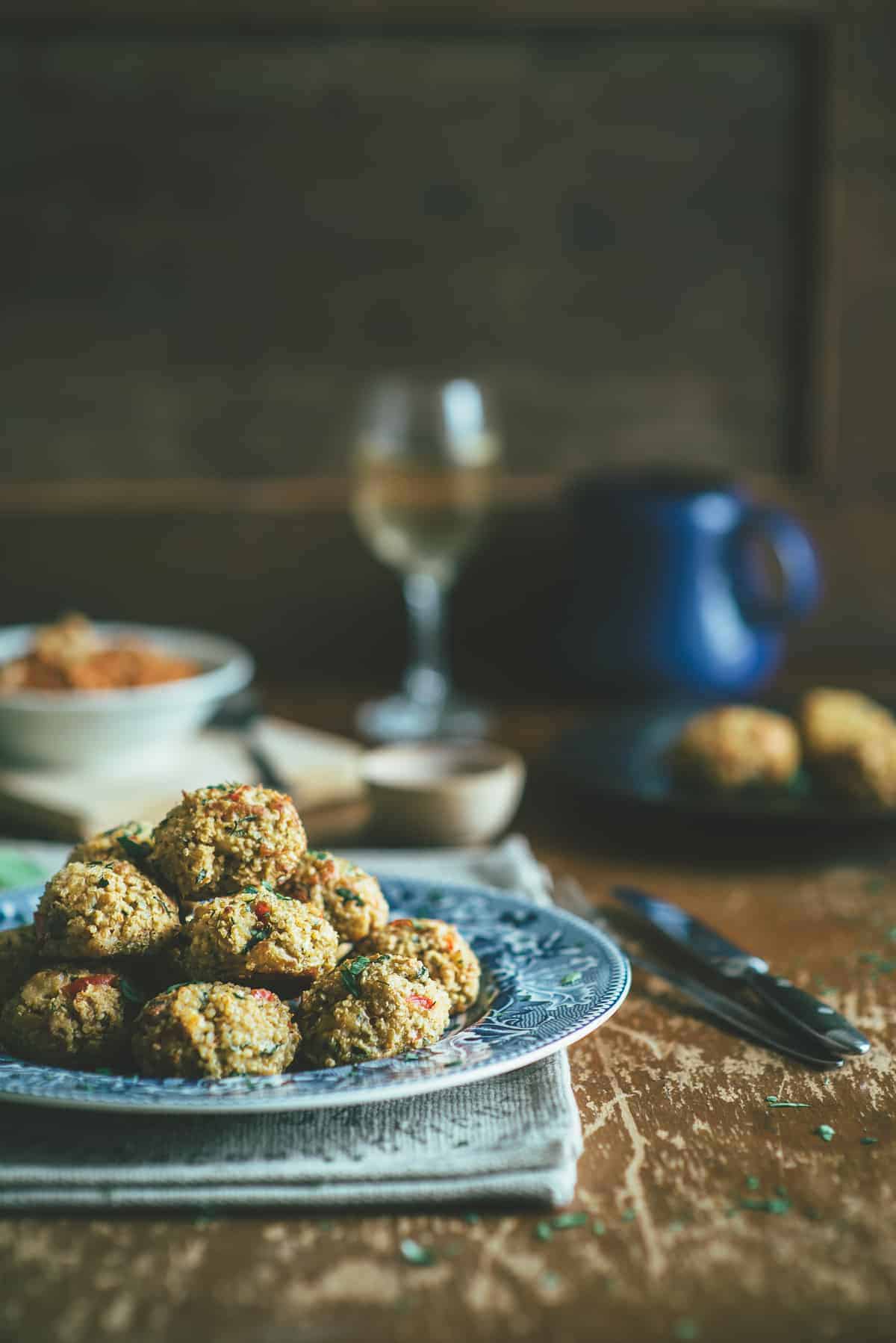 halloumi and quinoa keftedes recipe