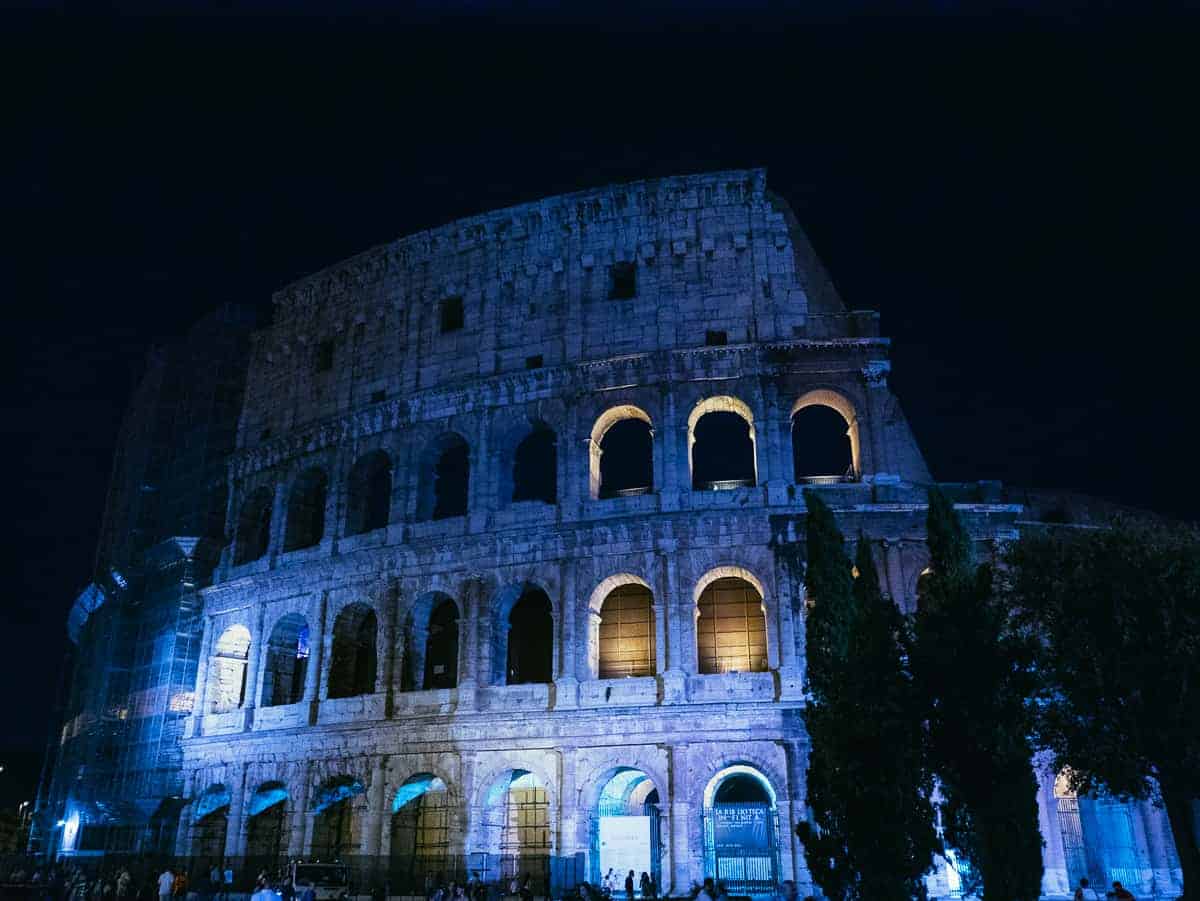 Colosseum - exploring Rome Italy