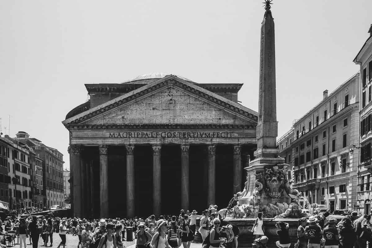 The Pantheon- exploring Rome Italy