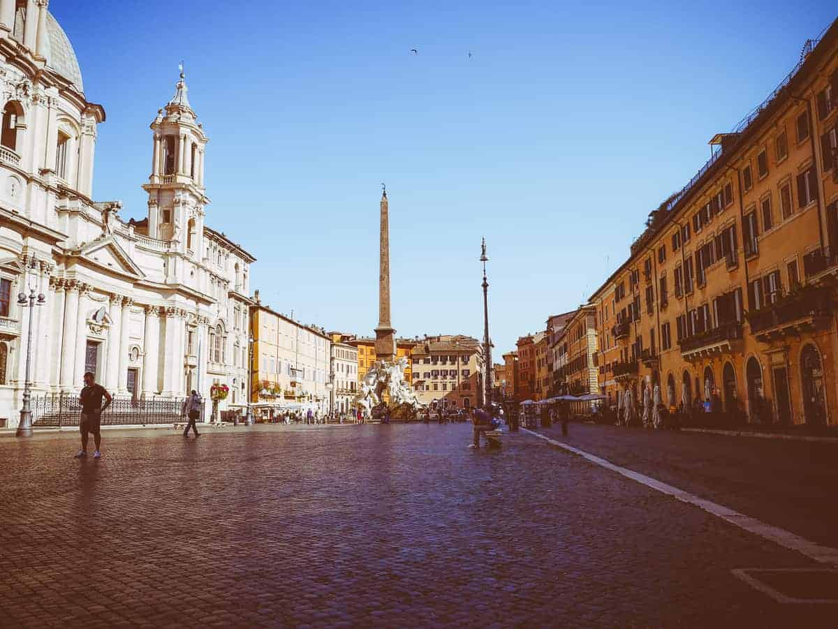 Piazza Navona - exploring Rome Italy