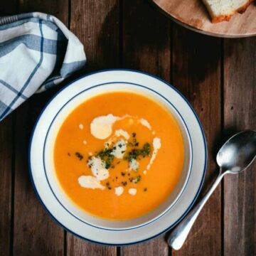 cropped-roasted-carrot-soup-ginger-6-Edit.jpg