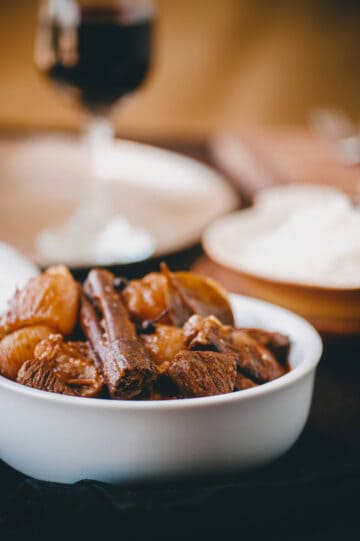 Beef Stifado (Greek Beef Stew) - Souvlaki For The Soul