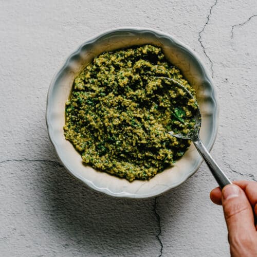 Easy Parsley Pesto with Walnuts Lemon