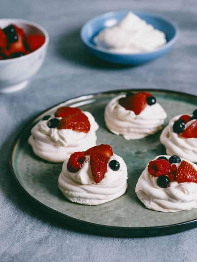 Mini Pavlova Nests - Souvlaki For The Soul