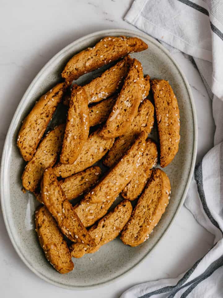 paximadia - Greek biscotti on an oval plate.